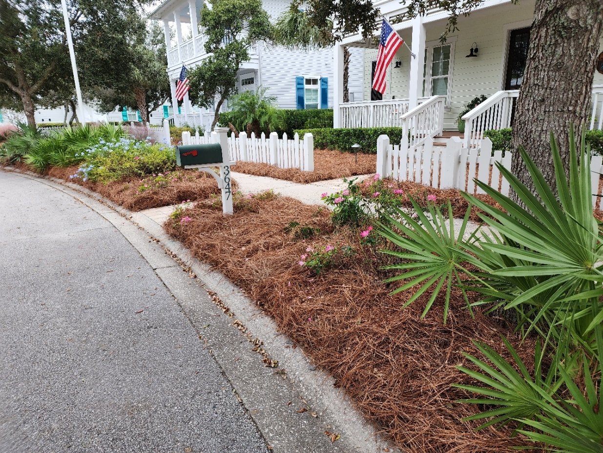 HOA with high mulch ussage and limited grass requirements.